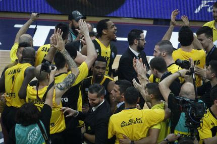 Στον τελικό της ΑΕΚ θα υπάρχουν δύο κούπες!