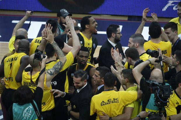 Στον τελικό της ΑΕΚ θα υπάρχουν δύο κούπες!