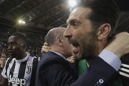 Γιγάντιο κορεό για χάρη του… δακρυσμένου Μπουφόν!