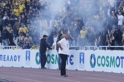 Ο φωτογράφος που ντύθηκε… κομάντο στο ΟΑΚΑ!