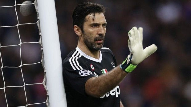 Τον Ινιέστα άκουσε ο Μπουφόν και είπε να συνεχίσει (εκτός Γιουβέντους);