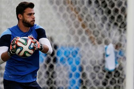 Ούτε… Καρνέζης ούτε Ανέστης