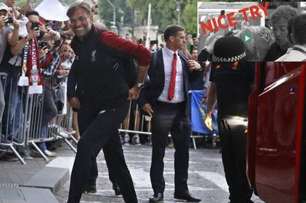 Ντρίμπλαρε τους άνδρες ασφαλείας και φίλησε τον Κλοπ!