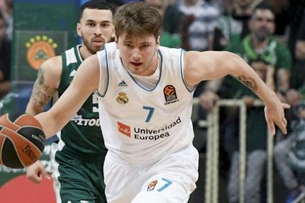 Ο Ντόντσιτς το έριξε στο… ποδόσφαιρο πριν τον ημιτελικό με την ΤΣΣΚΑ!