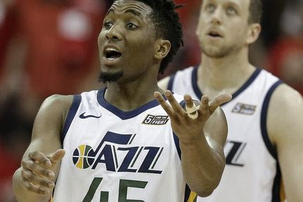 Ο Μίτσελ κάρφωσε (στην κυριολεξία) τους Ρόκετς!