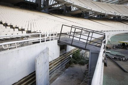 Μέχρι και συρματοπλέγματα μπήκαν στο ΟΑΚΑ