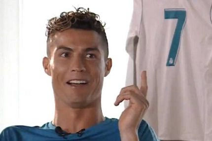 Ο Ρονάλντο είδε αστυνομικούς να εισβάλλουν στο σκάφος του και τρελάθηκε!