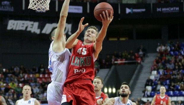 Το γελοίο “αυτογκόλ” της Λοκομοτίβ εκμεταλλεύτηκε ο Μπαρτζώκας