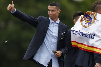 Μένει ο Ρονάλντο με… 50.000.000 ευρώ το χρόνο!