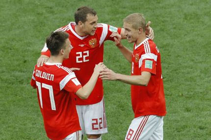 Η σέξι Ρωσίδα τον έστειλε Γιουβέντους, ο μπαμπάς του στην Άρσεναλ!