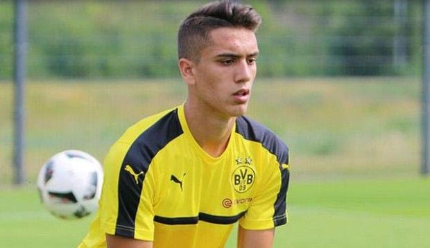 Η συμφωνία με την Ντόρτμουντ που… άργησε 2,5 μήνες