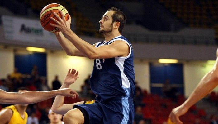 Ανακοίνωσε Κατσαρέ