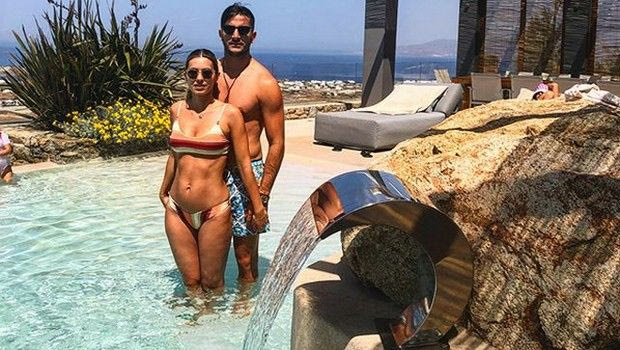 Τρολάρισμα-έπος του Τζέκο για τον Μανωλά και την γυναίκα του!