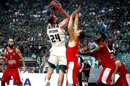 Η στέψη του Παναθηναϊκού είχε άρωμα… USA