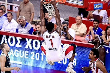 Ο ένας μπάσκετ, ο άλλος… αλάνα