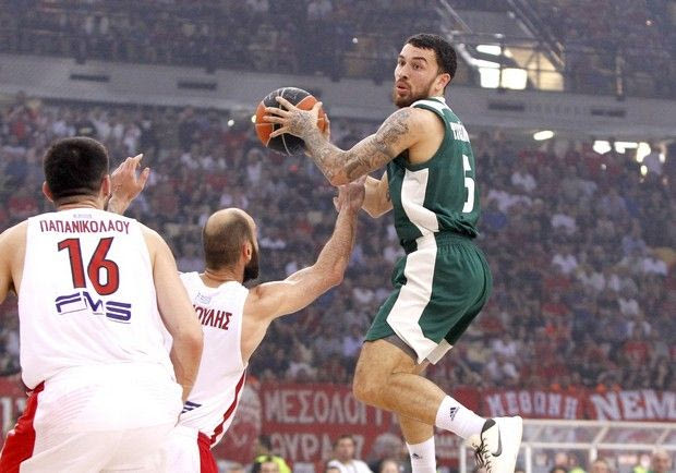 Ο Παναθηναϊκός την… έφερε στον Ολυμπιακό