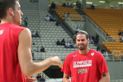 Η πράσινη κερκίδα… αποθέωσε τον Μπόγρη!