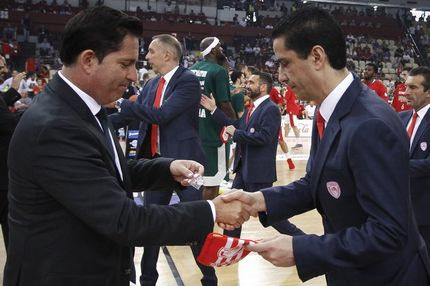 Έβαλαν Πασκουάλ και Σφαιρόπουλο στη… μέση!