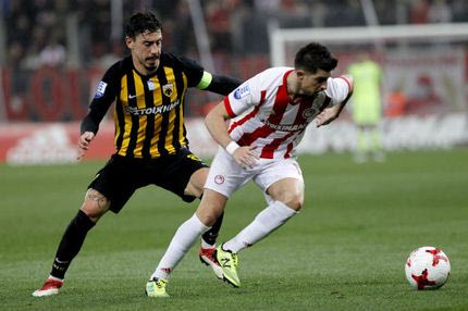 Πάλι… τράκαραν μεταγραφικά ΑΕΚ και Ολυμπιακός