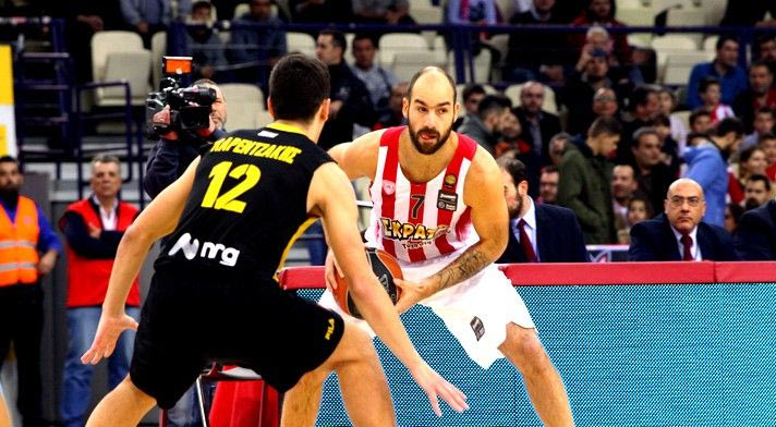 Η κορυφή χώρεσε μόνο τον Ολυμπιακό που κατάπιε την ΑΕΚ!