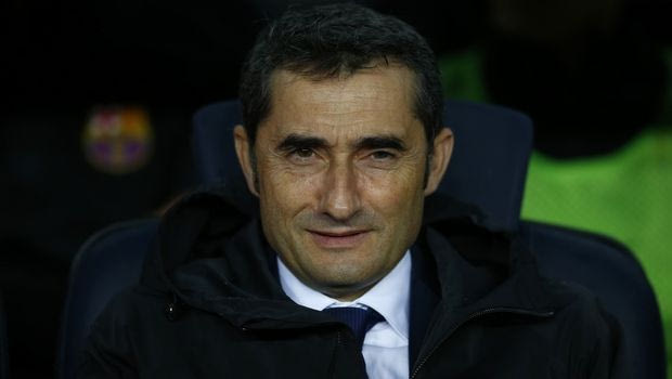 O Βαλβέρδε “τρώει” τον αμυντικό… κανόνι