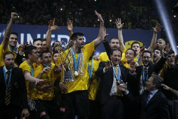 H AEK… καλωσορίζει τον Ζήση