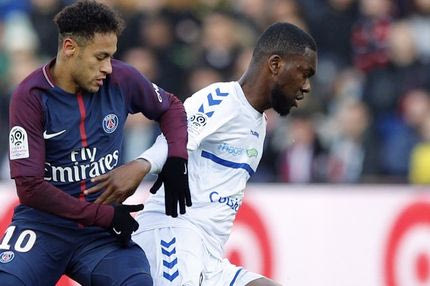 Στον Πειραιά τον έφερναν με 500 χιλιάρικα, “πρίγκιπας” με 15 εκατ.