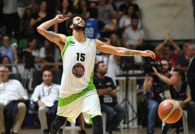 Από… σχεδόν “ερυθρόλευκος”, “ολοπράσινος” στο Καζάν