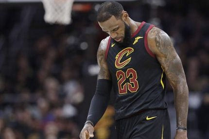 H αποκαθήλωση του ΛεΜπρόν άρχισε νωρίς!