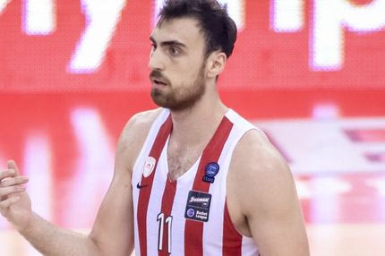 Παράπλευρη συνέπεια της ανταλλαγής Λέοναρντ-ΝτεΡόζαν η παραμονή Μιλουτίνοφ