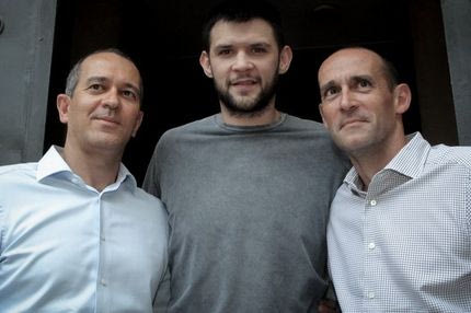 Αγγελόπουλοι και Μπλατ κράτησαν και τον Παπανικολάου!