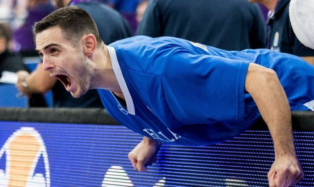 Ο Παπαπέτρου εξηγήθηκε: γιατί άφησε τον Ολυμπιακό για τον Παναθηναϊκό