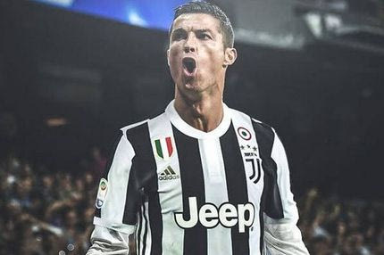 Πουλήθηκε ήδη η συλλεκτική πρώτη φανέλα του Ρονάλντο!