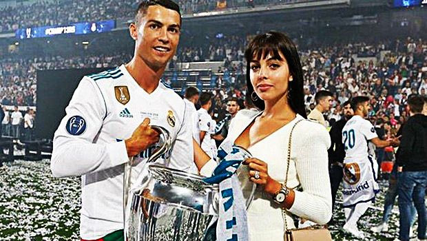 Ποια μεταγραφή; Ο Ρονάλντο ζει τον έρωτά του με την Χεορχίνα!