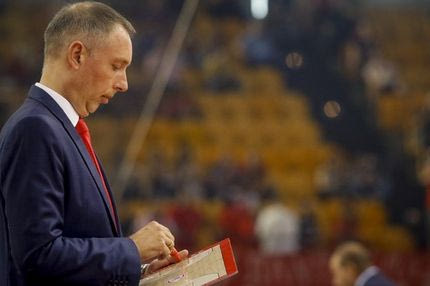 O Mπλατ τον έστειλε στον… Ερυθρό Αστέρα