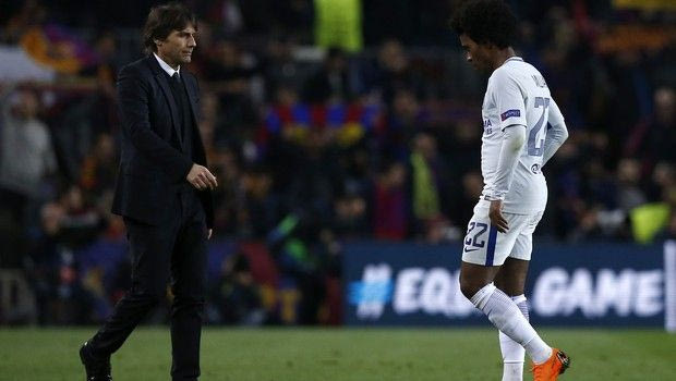 “Δώρο” στον απολυμένο Κόντε ένα… καρφί του Γουίλιαν!