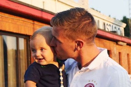 Ο “χουλιγκάνος” Τζακ κάνει τον Ένγκελς να… ντρέπεται