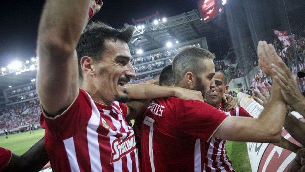 Φορτουνιασμένος Ολυμπιακός “έπνιξε” την Μπέρνλι