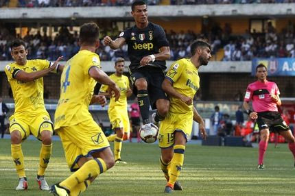 O Ρονάλντο έστειλε στο… νοσοκομείο τον Σορεντίνο!