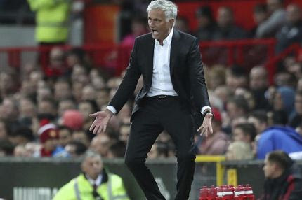 O “πιεσμενος” Μουρίνιο τελείωσε τη συνέντευξη Τύπου σε 8 λεπτά!