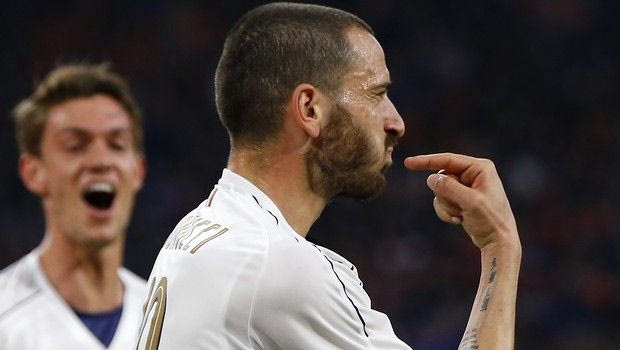 “Τσίμπησε” (και απάντησε) στην ατάκα οπαδού ο Μπονούτσι