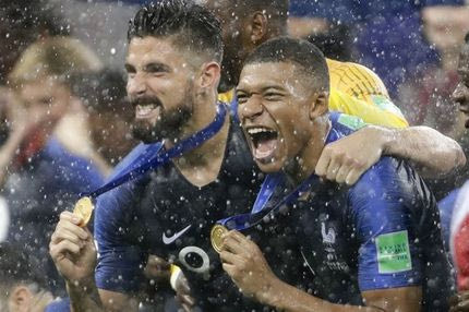 Περιμένει τιμωρία για να ρίξει τη “βόμβα” της χρονιάς!