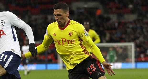 Χολέμπας τώρα και με το δεξί…