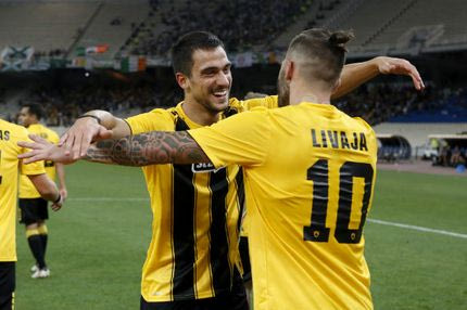 Η ΑΕΚ ράβει… αστεράτες φανέλες