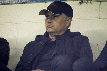 Ντύθηκε “κατάσκοπος” και πήγε να δει… Μπέρνλι ο Μουρίνιο