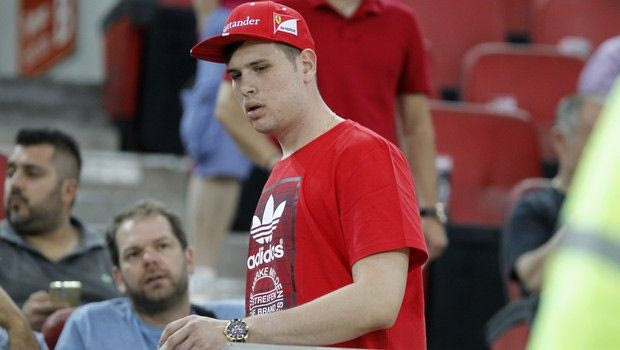 Απόβαση στο “Καραϊσκάκης” από τους μπασκετμπολίστες του Ολυμπιακού!