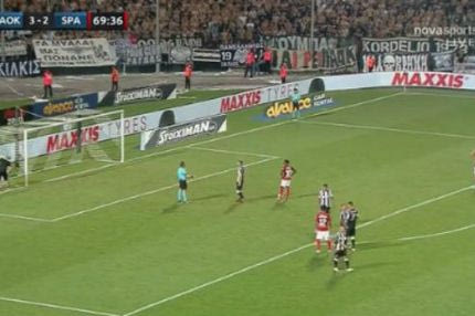 Στον Πασχαλάκη “κάρφωσαν” τι να κάνει στο πέναλτι!