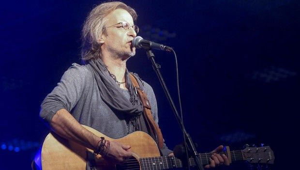 Αφήνει τη συναυλία και πάει για… ρεβάνς ο Μίλτος Πασχαλίδης