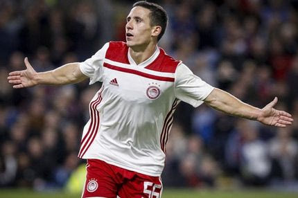 Η Μπέρνλι τον ταλαιπώρησε αλλά ο Ποντένσε τον έστειλε στους ομίλους