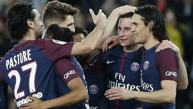 Μετά τον Μαλντίνι, έτοιμη και για το “μπαμ” εντός γηπέδου!